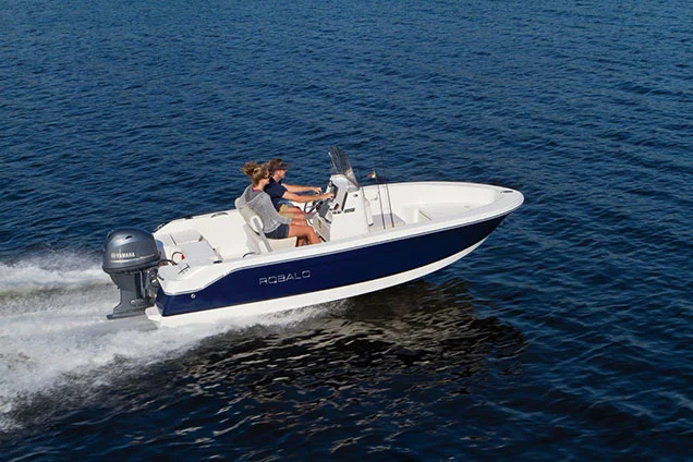 Explore Robalo Boats on Boatcrazy